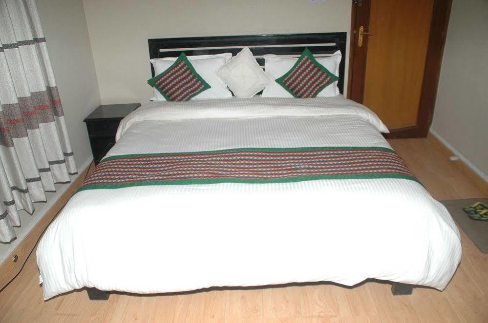קטמנדו Alliance Hotel-Boudhanath Stupa מראה חיצוני תמונה